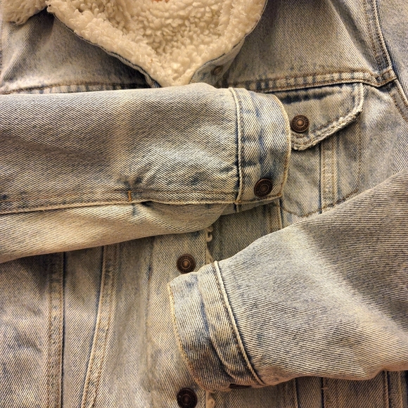 Levi's fleece lined denim jacket - Picture 5 of 5